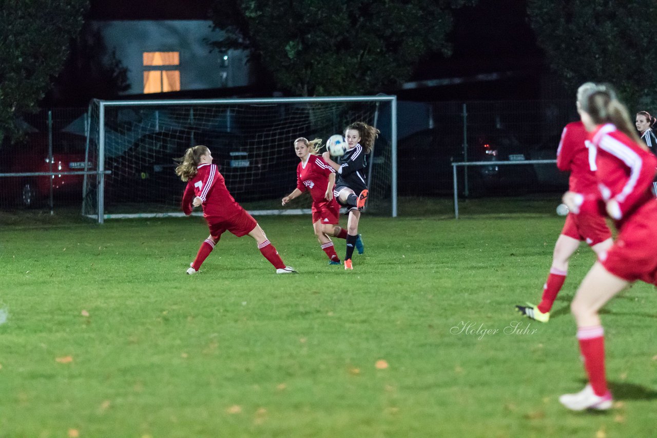 Bild 142 - Frauen SG Krempe/ETSV F. Glueckstadt - TSV Heiligenstedten : Ergebnis: 8:0